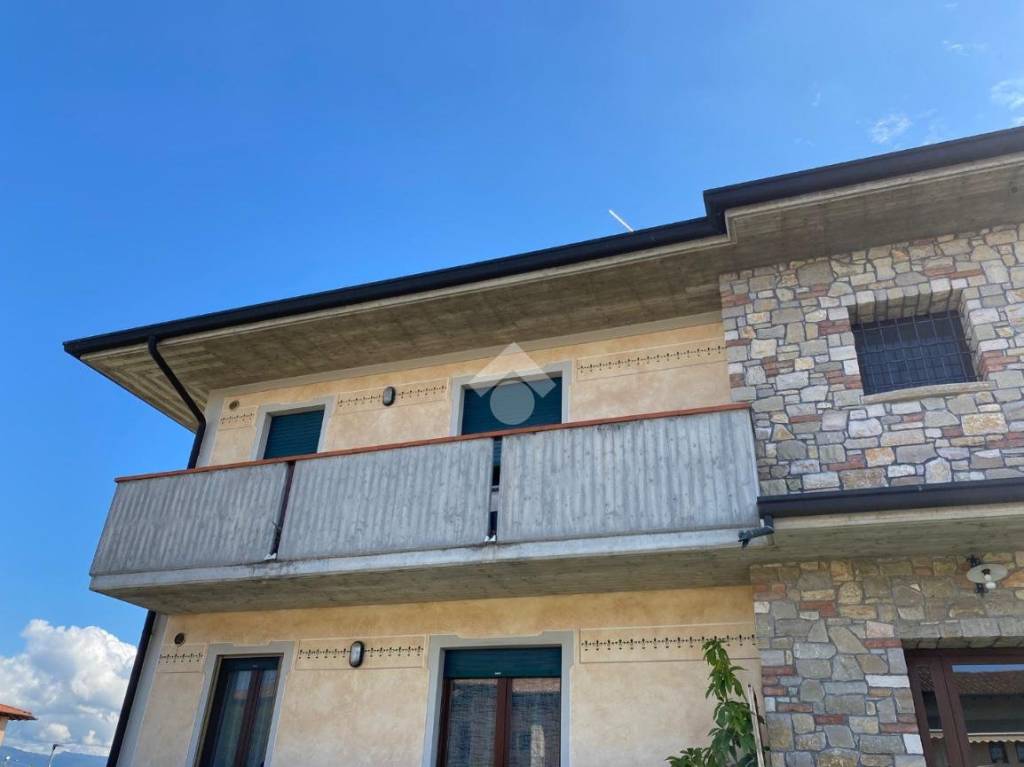appartamento in vendita a Cazzago San Martino in zona Pedrocca