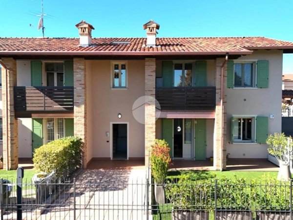 appartamento in vendita a Cazzago San Martino in zona Calino