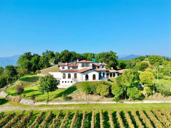 villa in vendita a Cazzago San Martino