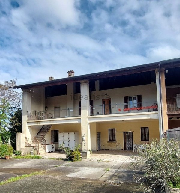 casale in vendita a Cazzago San Martino in zona Pedrocca