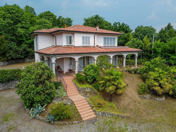 casa indipendente in vendita a Cazzago San Martino in zona Bornato