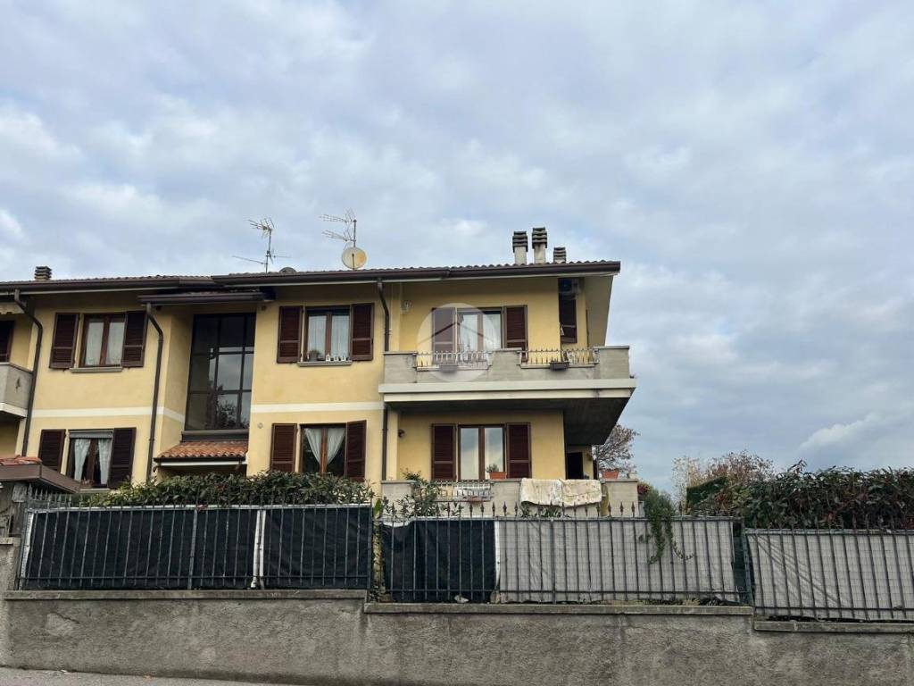 appartamento in vendita a Cazzago San Martino in zona Bornato