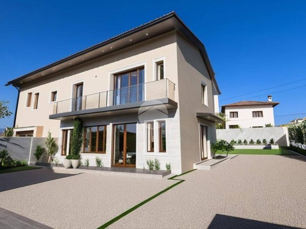 casa indipendente in vendita a Cazzago San Martino in zona Calino