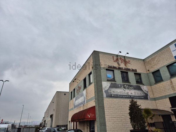 capannone in vendita a Cazzago San Martino