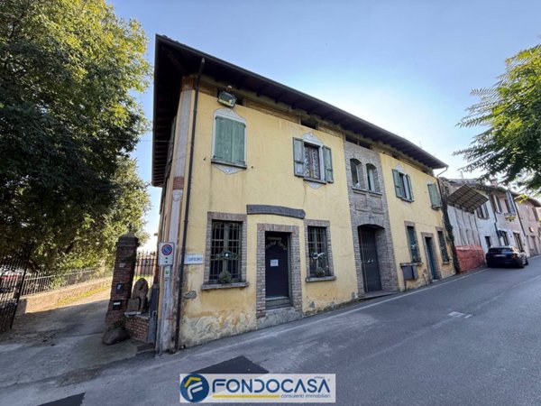 locale commerciale in vendita a Cazzago San Martino in zona Bornato