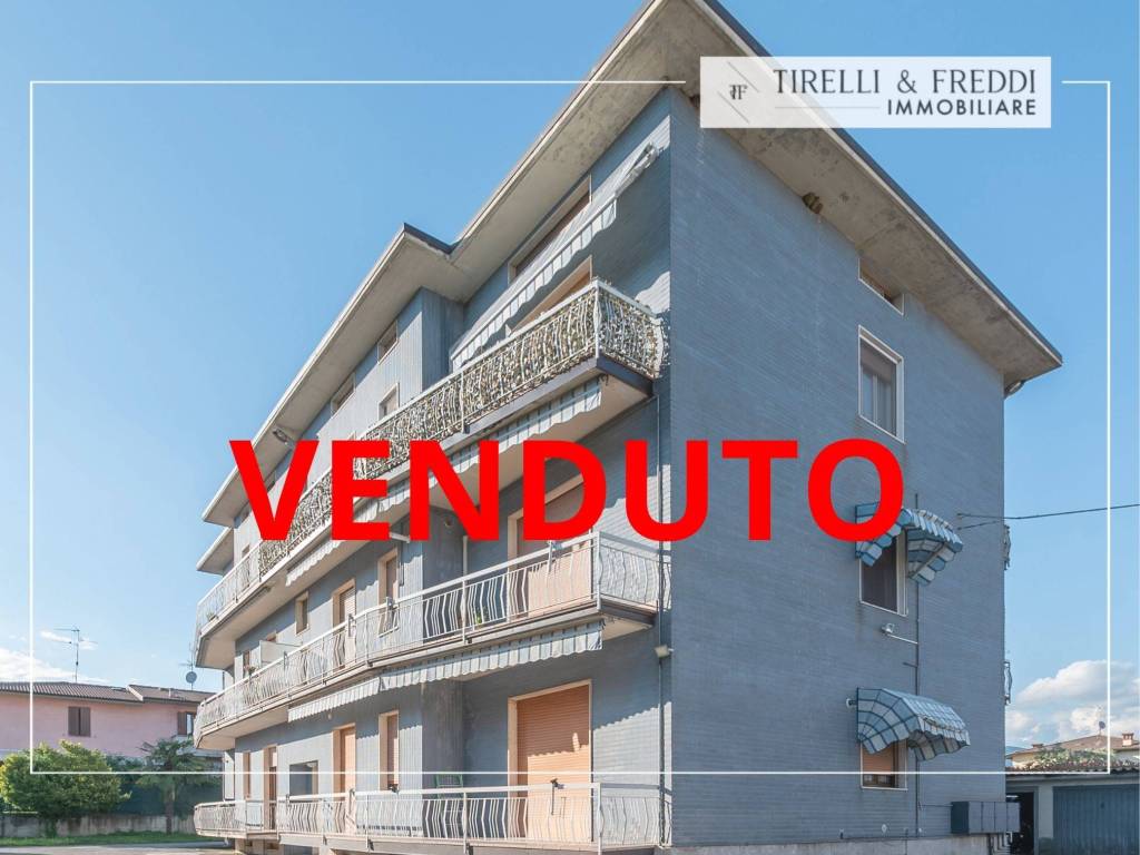 appartamento in vendita a Cazzago San Martino in zona Bornato