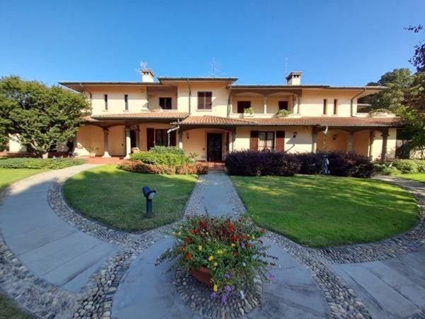 villa in vendita a Cazzago San Martino