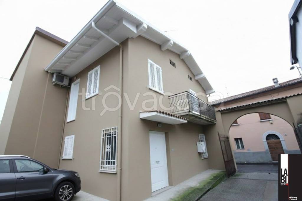 casa indipendente in vendita a Cazzago San Martino in zona Bornato