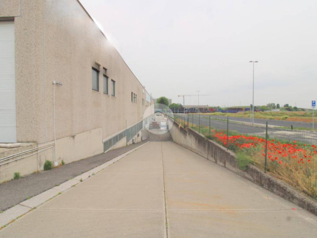 locale commerciale in vendita a Cazzago San Martino