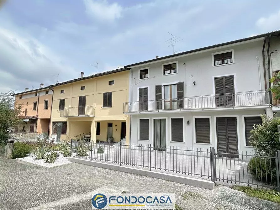 appartamento in vendita a Cazzago San Martino in zona Bornato