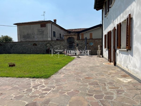 casa indipendente in vendita a Cazzago San Martino