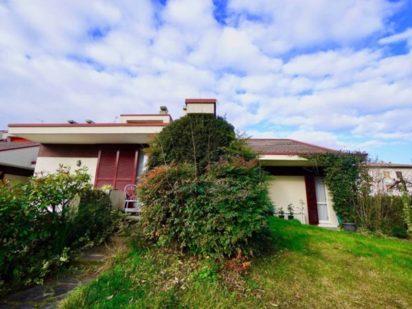 casa indipendente in vendita a Cazzago San Martino