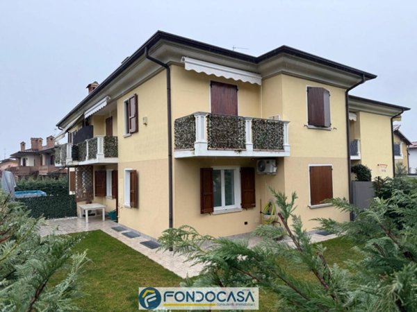 appartamento in vendita a Cazzago San Martino in zona Bornato