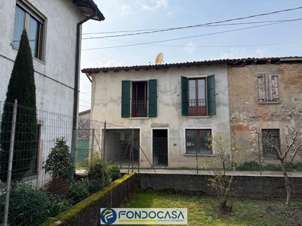 appartamento in vendita a Cazzago San Martino in zona Ca' del Diaol
