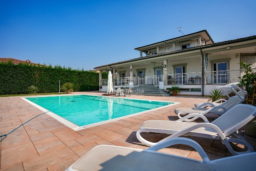 casa indipendente in vendita a Cazzago San Martino in zona Bornato