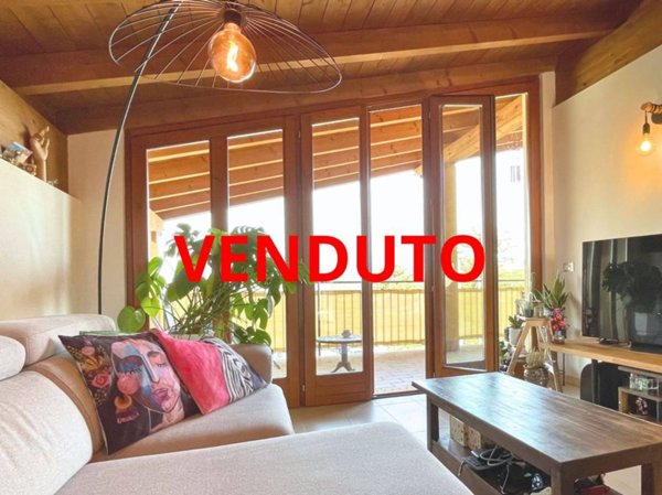 appartamento in vendita a Cazzago San Martino in zona Calino