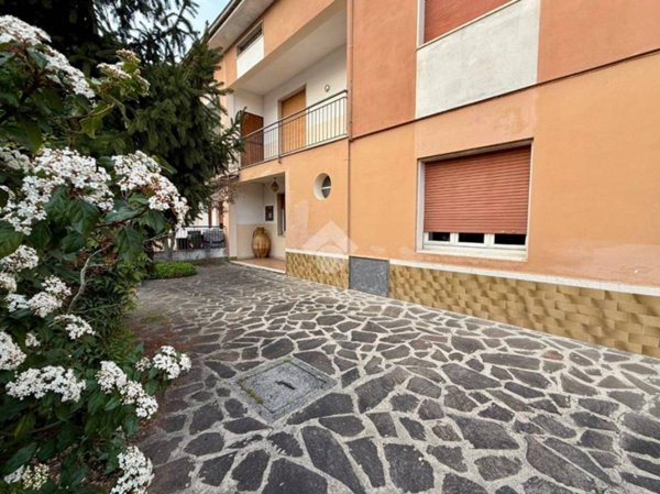 appartamento in vendita a Cazzago San Martino in zona Bornato