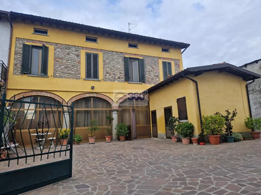 casa indipendente in vendita a Cazzago San Martino in zona Costa