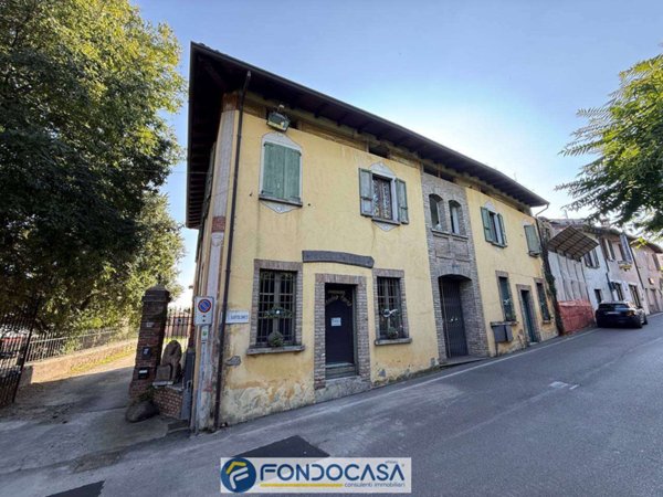locale commerciale in vendita a Cazzago San Martino in zona Bornato