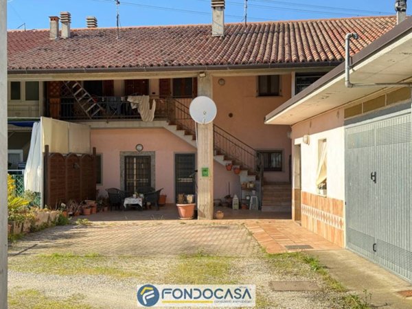appartamento in vendita a Cazzago San Martino