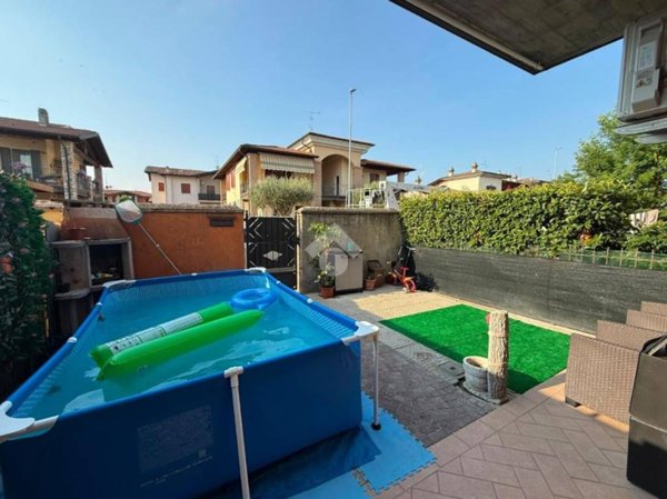 appartamento in vendita a Cazzago San Martino in zona Calino