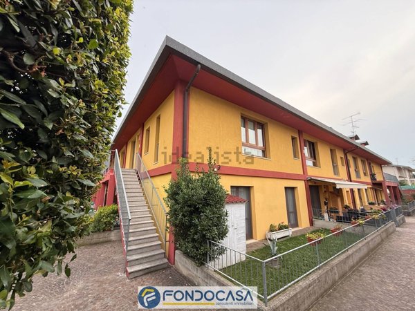 appartamento in vendita a Cazzago San Martino in zona Bornato