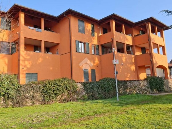 appartamento in vendita a Cazzago San Martino in zona Calino