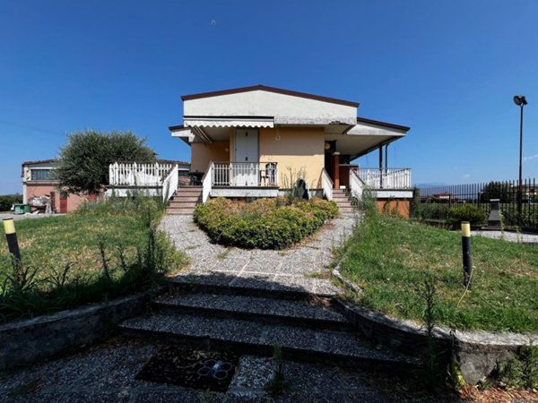 casa indipendente in vendita a Cazzago San Martino in zona Barco