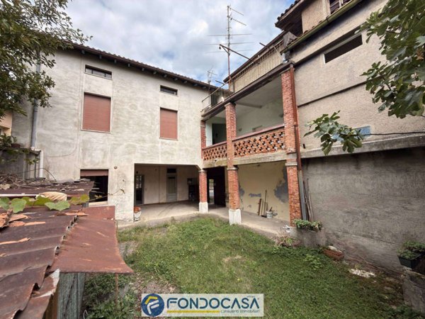 appartamento in vendita a Cazzago San Martino in zona Calino