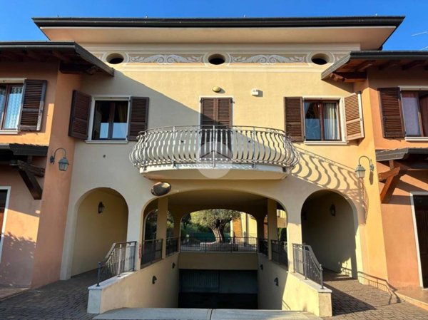 appartamento in vendita a Cazzago San Martino in zona Barco