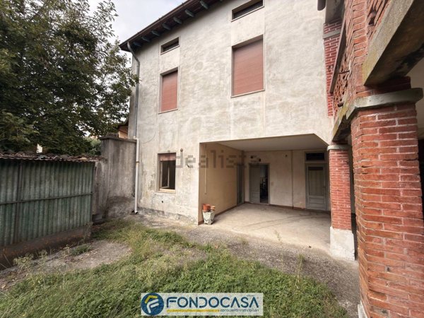 appartamento in vendita a Cazzago San Martino in zona Calino