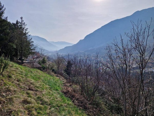 casa indipendente in vendita a Cedegolo in zona Grevo