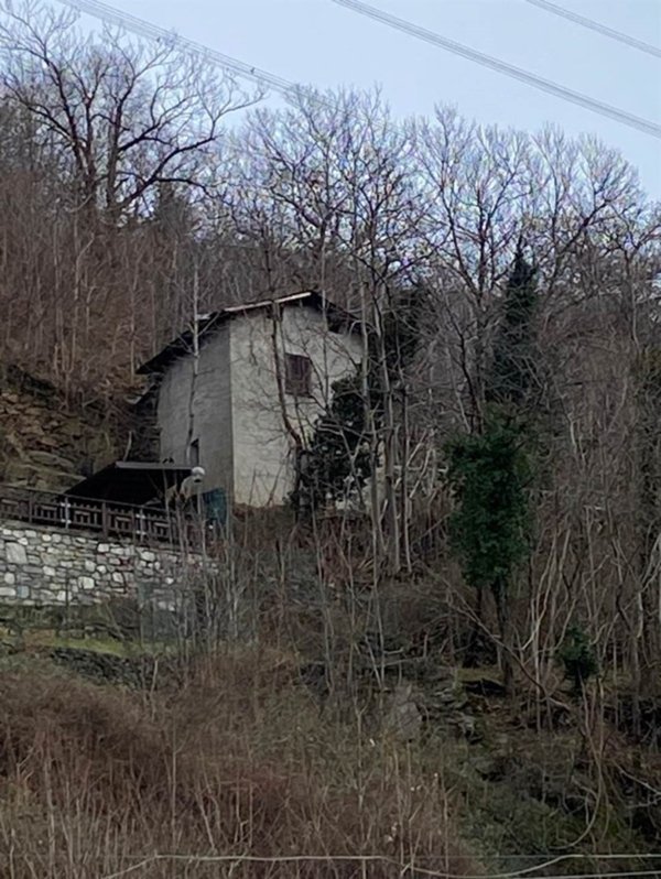 appartamento in vendita a Cedegolo in zona Grevo