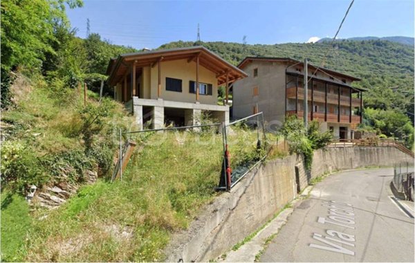 appartamento in vendita a Cedegolo in zona Grevo
