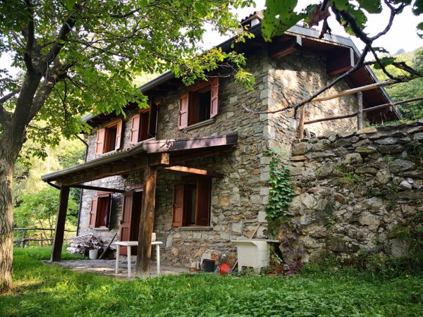 casale in vendita a Cedegolo