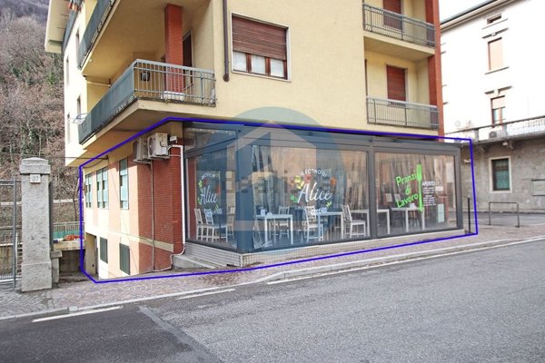 negozio in vendita a Cedegolo