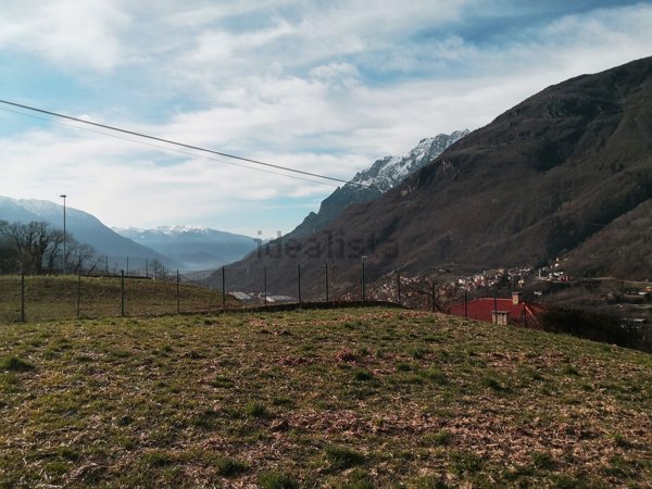 villa in vendita a Cedegolo in zona Grevo