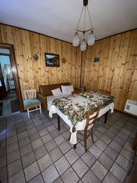 casa indipendente in vendita a Cedegolo in zona Grevo