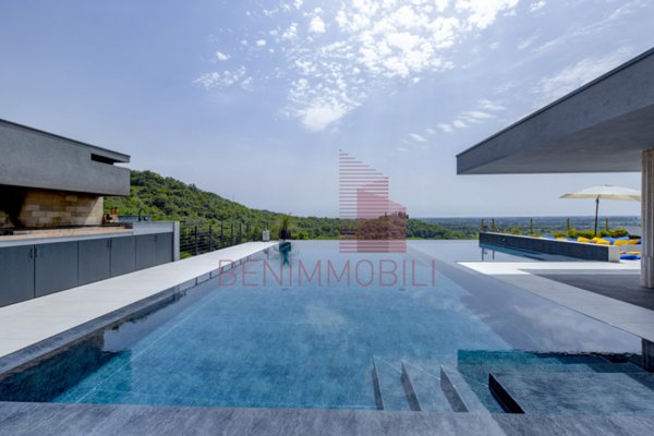 villa in vendita a Cellatica