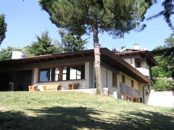 casa indipendente in vendita a Cellatica