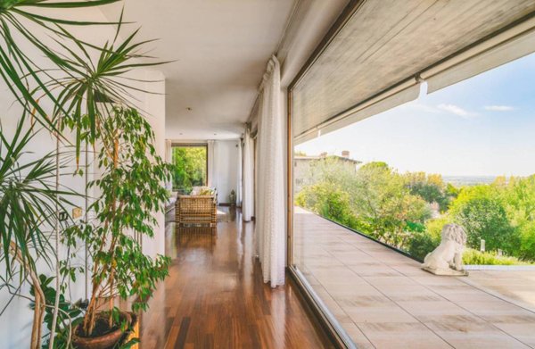 casa indipendente in vendita a Cellatica in zona Fantasina