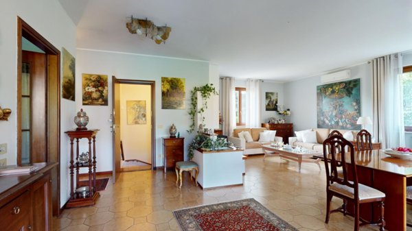 casa indipendente in vendita a Cellatica in zona Fantasina