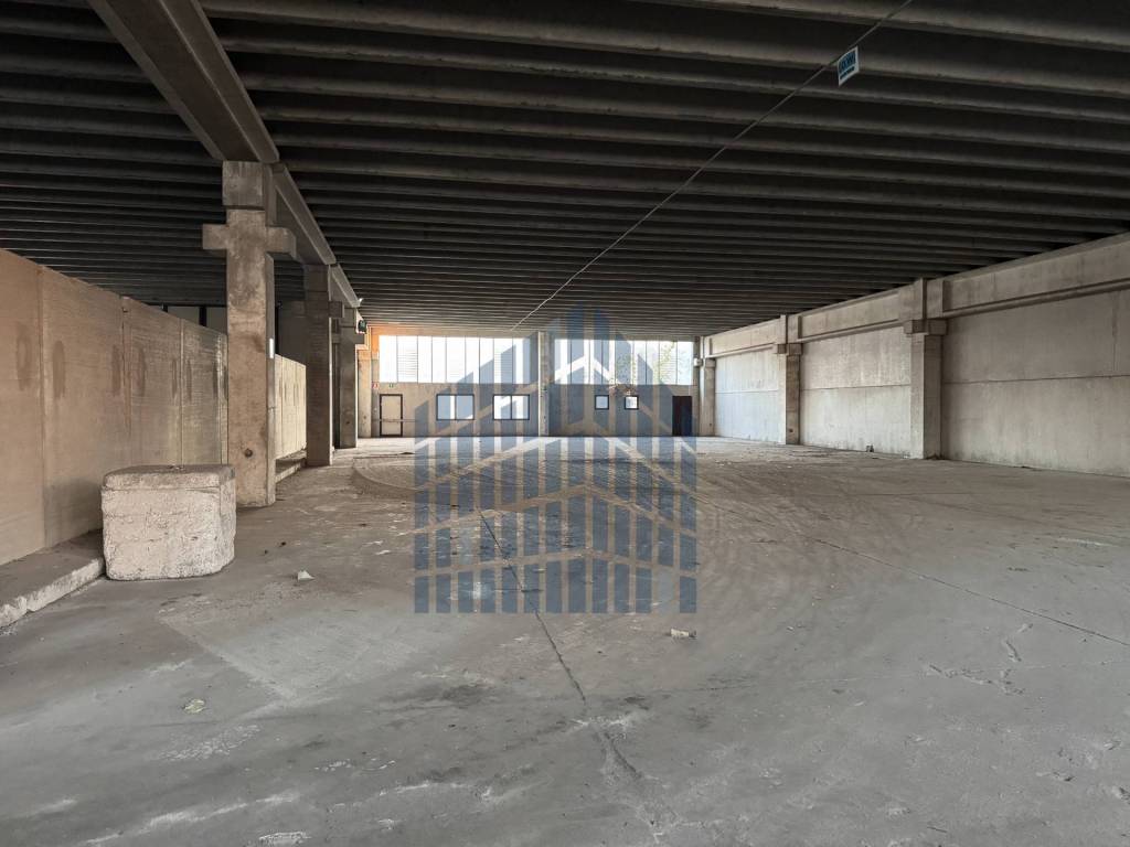 capannone in vendita a Cellatica