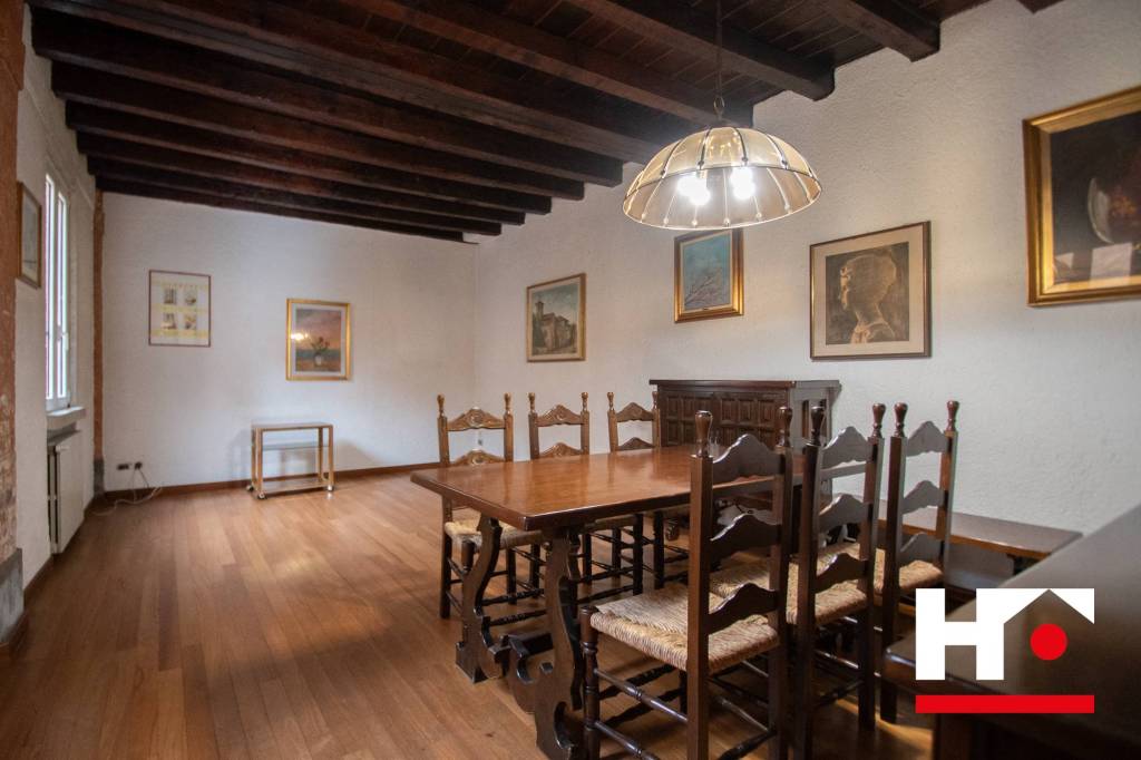 casa indipendente in vendita a Cellatica