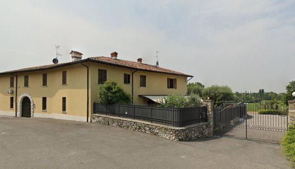 casa indipendente in vendita a Cellatica in zona Fantasina