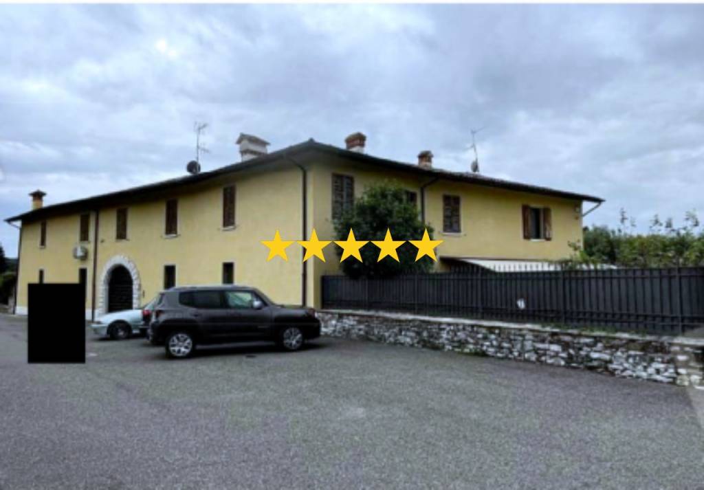 appartamento in vendita a Cellatica in zona Fantasina