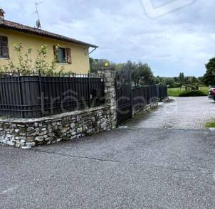 appartamento in vendita a Cellatica in zona Fantasina