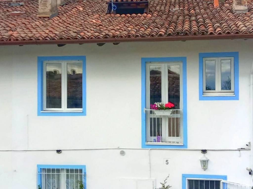casa indipendente in vendita a Cellatica