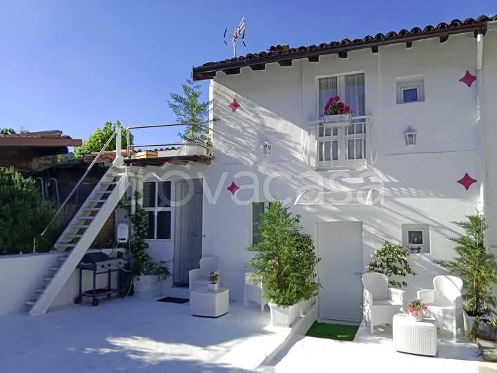 casa indipendente in vendita a Cellatica