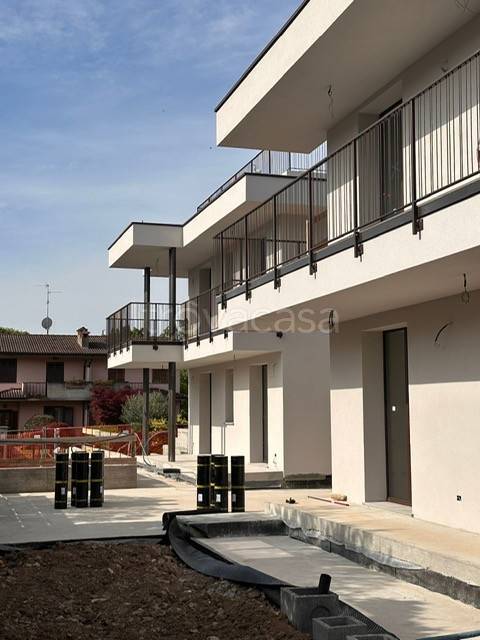 casa indipendente in vendita a Cellatica